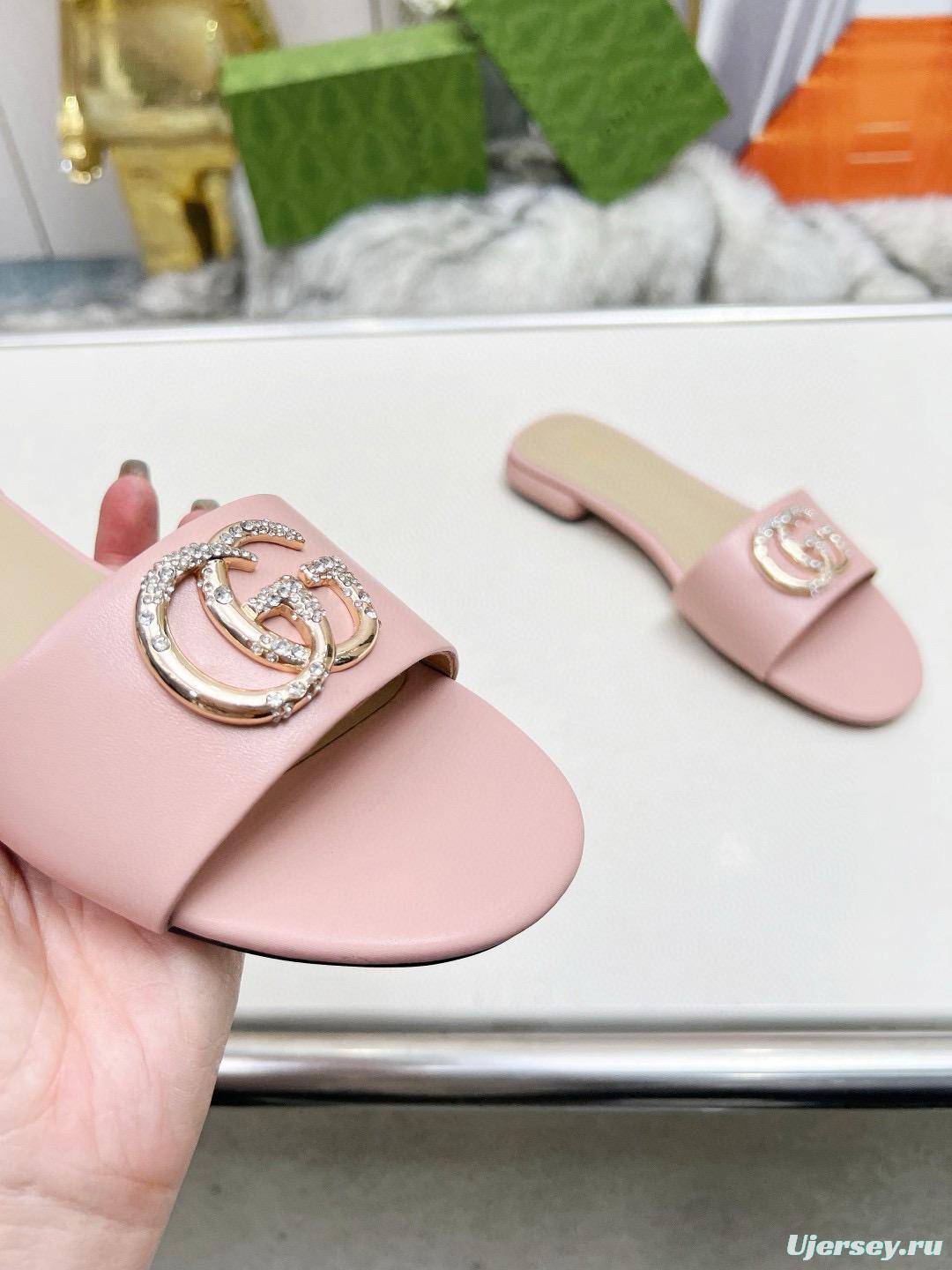 2025 Women Gucci Pink Leather Slippers GG Buckle MJ00190