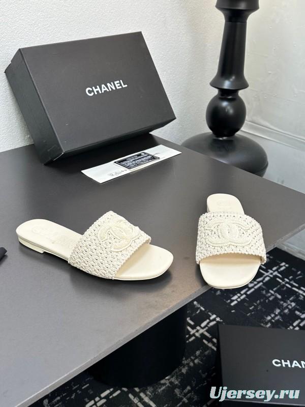 2025 CHANEL White Knit Leather Slippers LY00250
