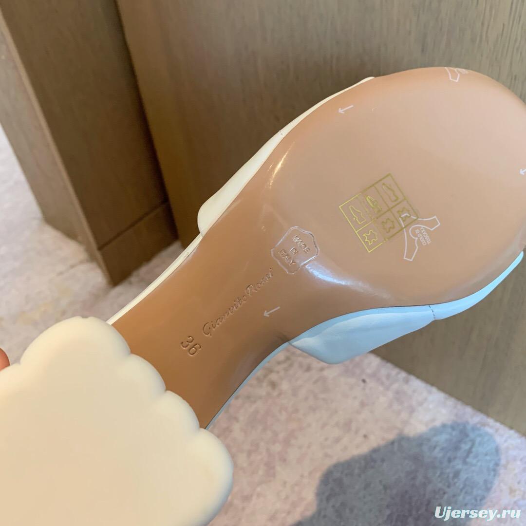 2025 Women Gianvito Rossi White Leather Slippers KFY00260