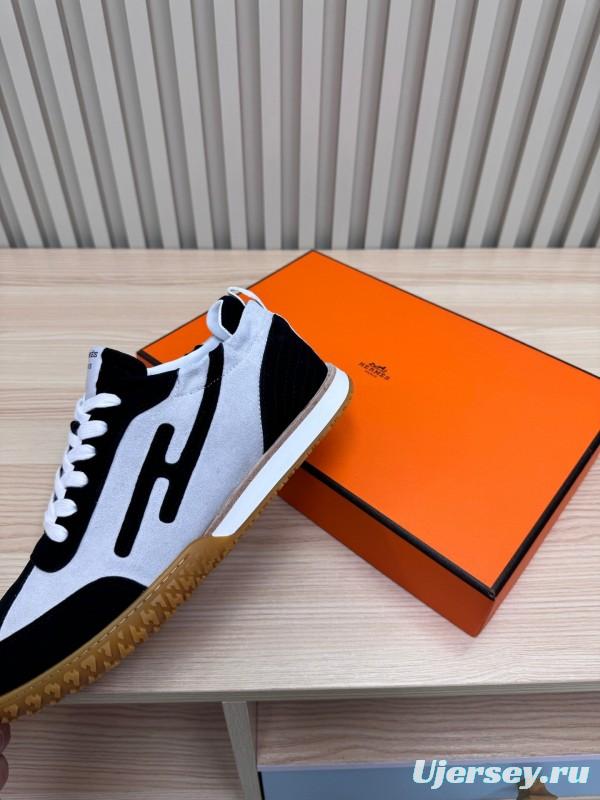 2025 Unisex Hermès Black White Suede Down Fabric Sneakers Top Version KFY00300