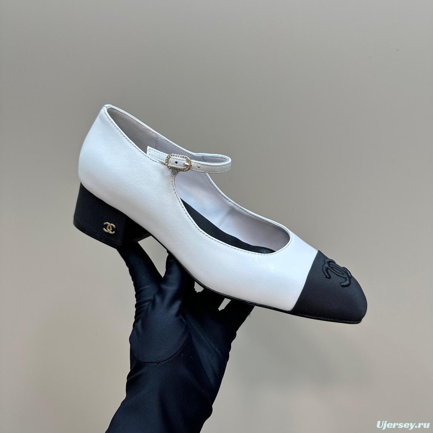 2025 Women Chanel White Black Leather Mary Jane Shoes