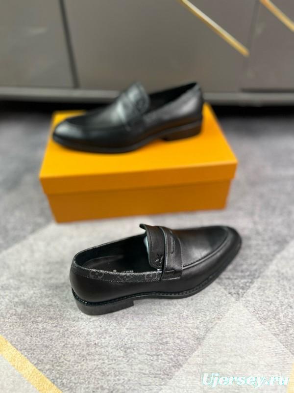 2024 Men Louis Vuitton Black Leather Loafer MJ00290