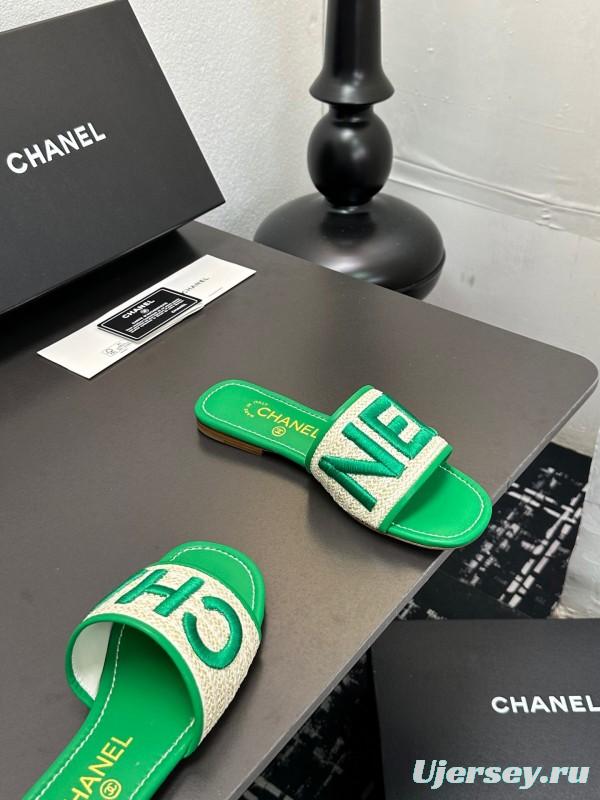 2025 Women Chanel Green Canvas Slippers