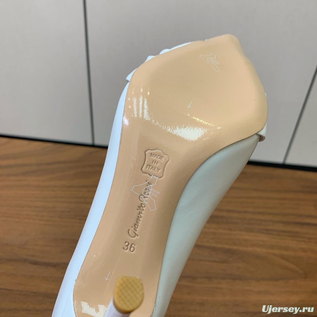 2025 Women Gianvito Rossi White Leather Pumps KFY00300