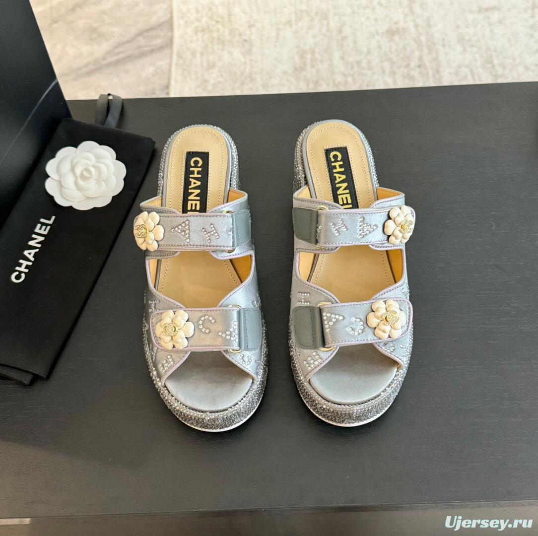 2025 Women Chanel Grey Leather Slippers Flower LY00330