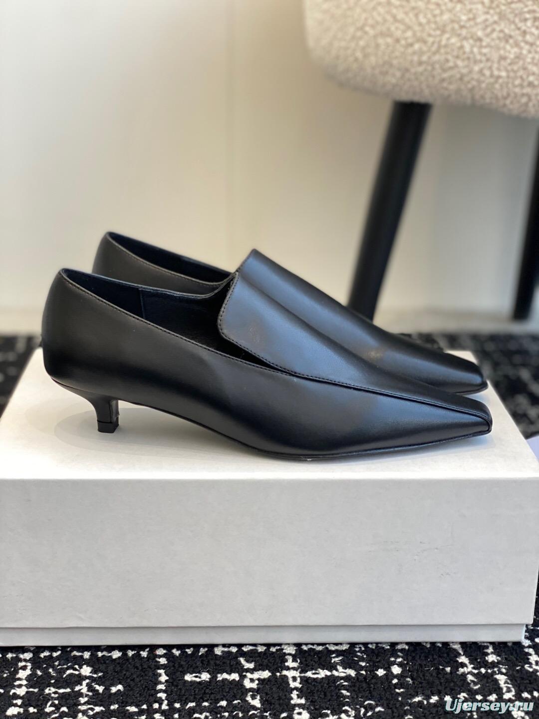 2025 Women Toteme Black Leather Slip-On Loafers