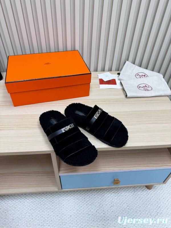 2024 Slippers Hermès Black Sheepskin Slippers MJ00300