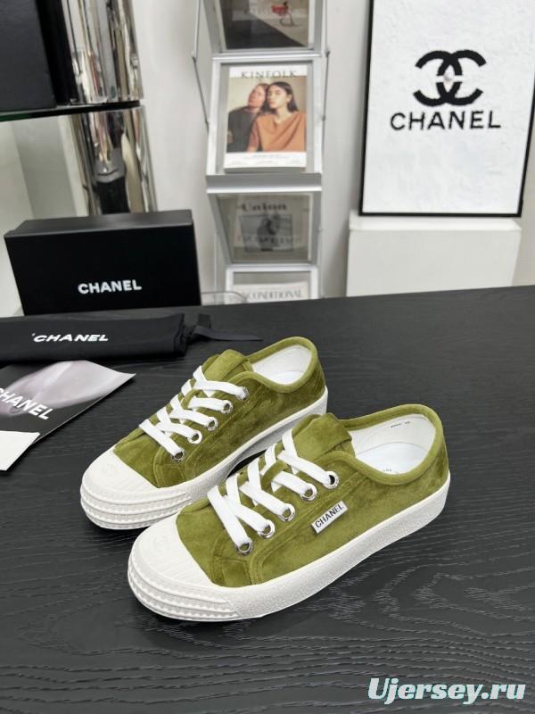 2025 Women Chanel Green Suede Casual Sneakers LY00230