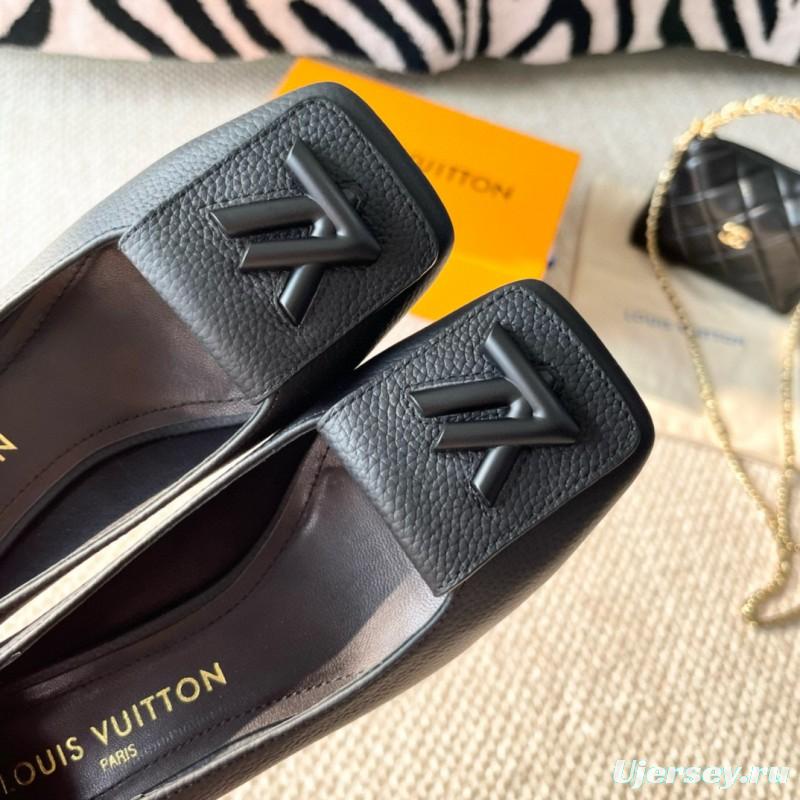 2024 Women Louis Vuitton Black Leather Mid Heel Pumps