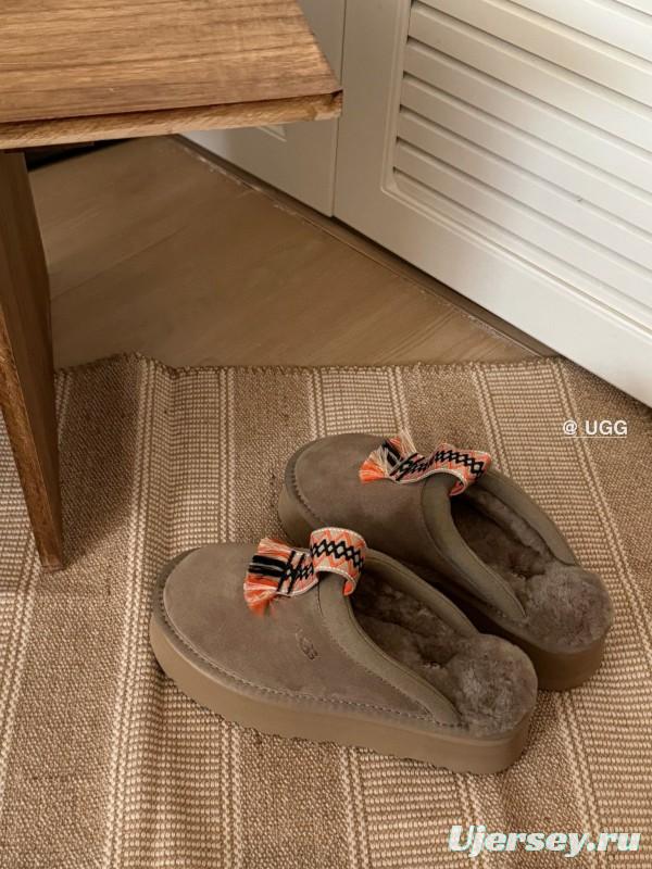 2024 UGG Grey Suede Slippers Woven Tassel MJ00230