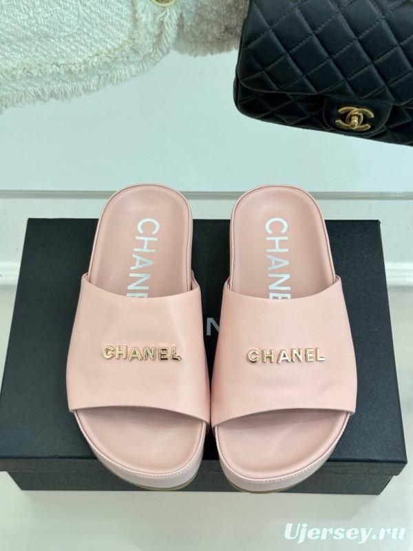 2025 Slippers Chanel Pink Leather Slippers