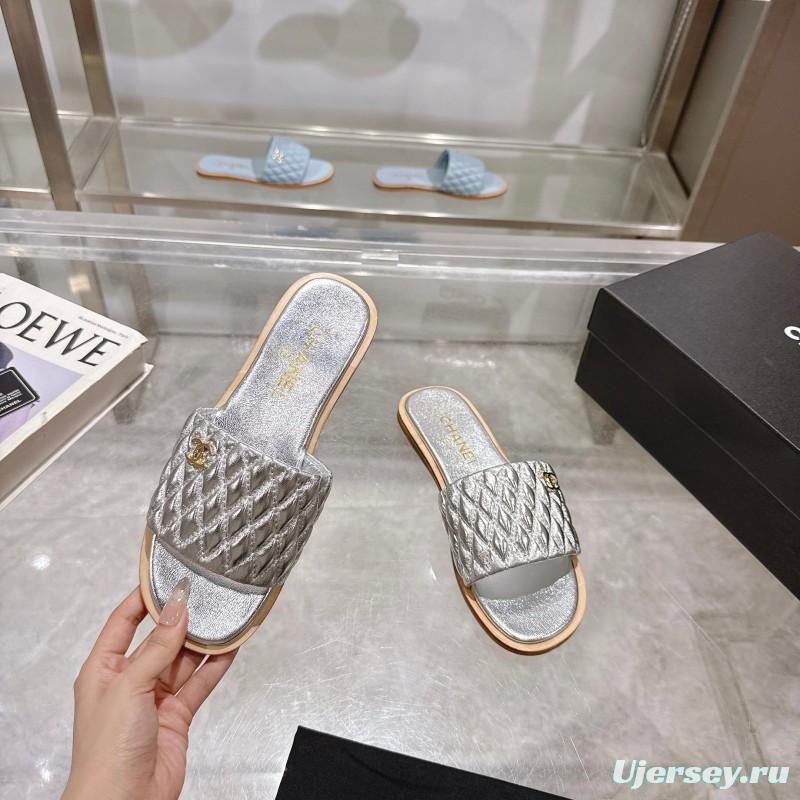 2025 Slippers Chanel Silver Leather Slippers