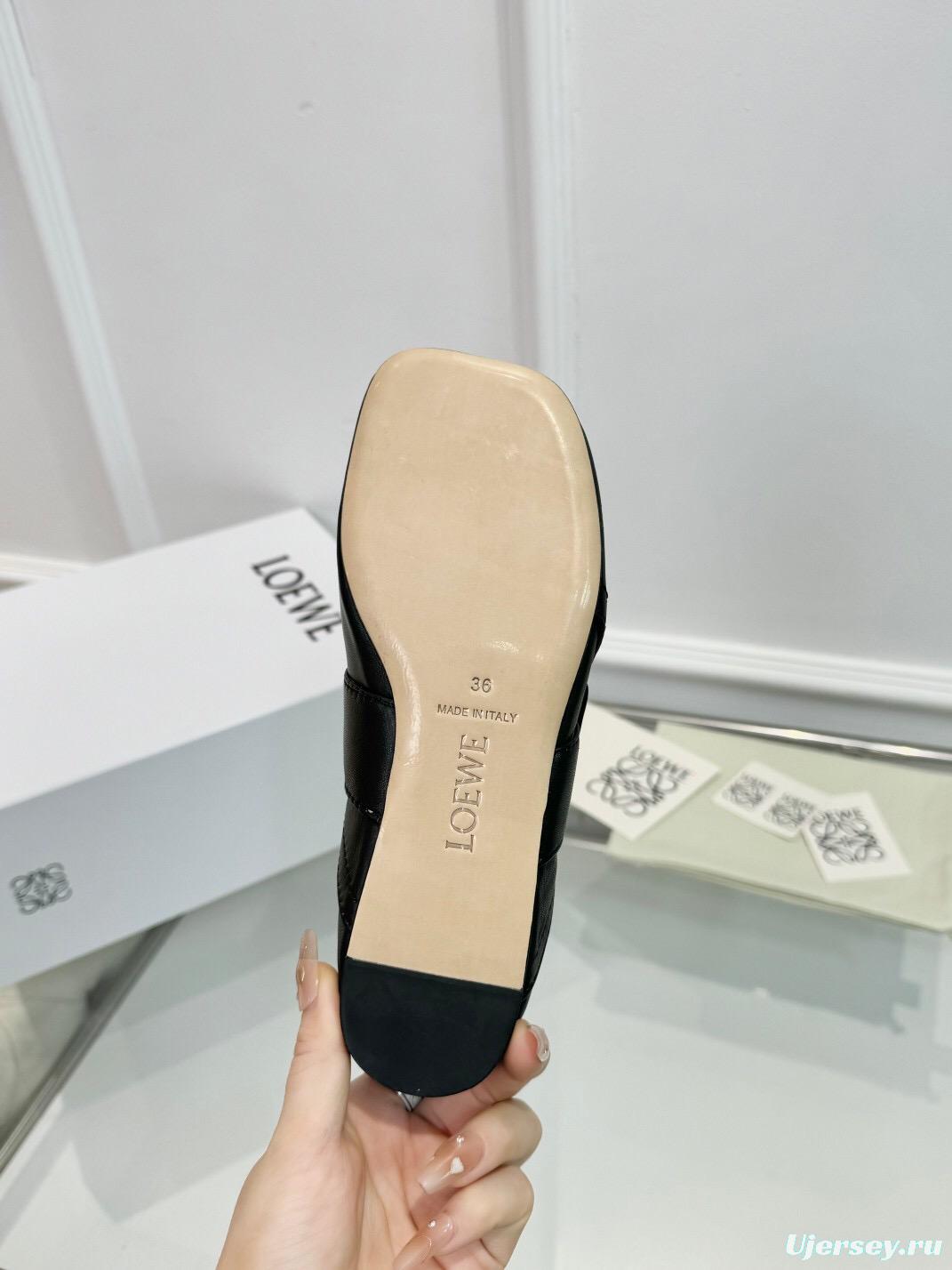 2025 Women Loewe Black Leather Loafers LY00291