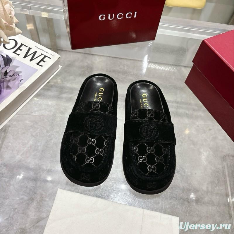 2025 Women Gucci Black Suede Slippers Embossed GG LY00270