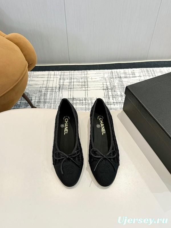 2025 Women Chanel Black Wool Ballet Flats LY00250