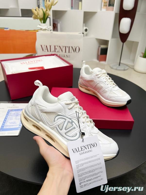 2025 Unisex Valentino White Mesh TPU Sneakers Vlogo Signature LY00410