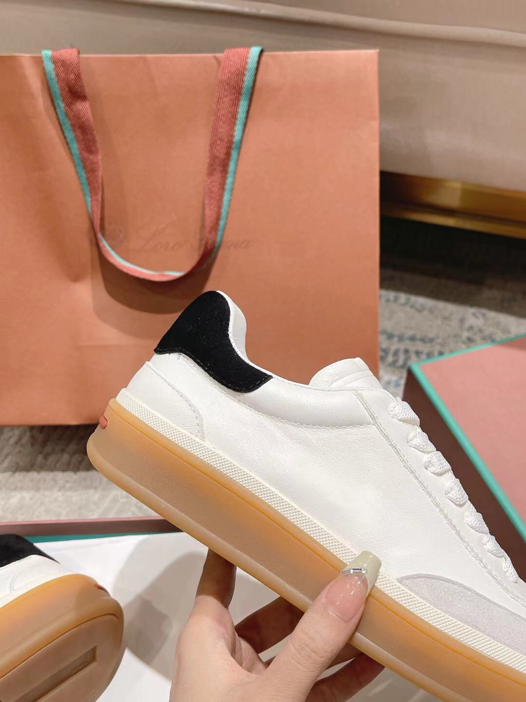 2025 Unisex Le Parmentier White Black Leather Sneaker LY00320(F)/LY00330(M)