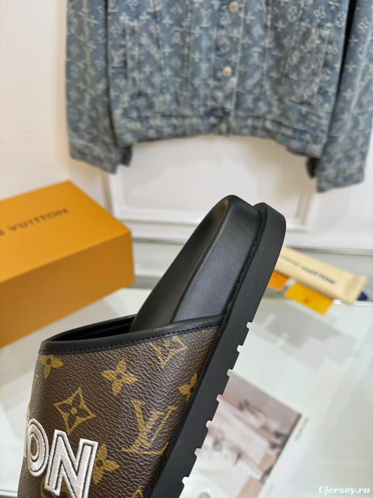 2025 Louis Vuitton Brown Black Leather Slippers LY