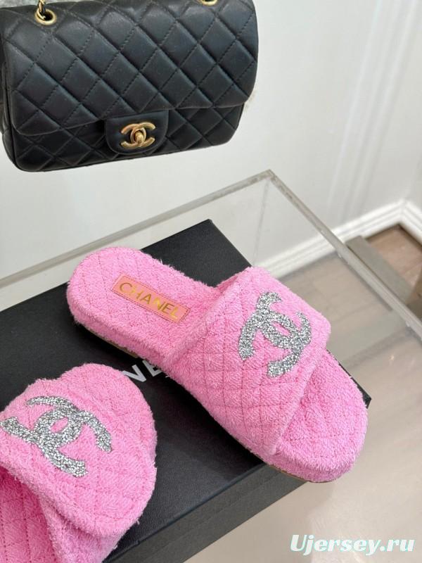 2025 Slippers Chanel Pink Terry Cloth Crystal CC Logo KFY00220
