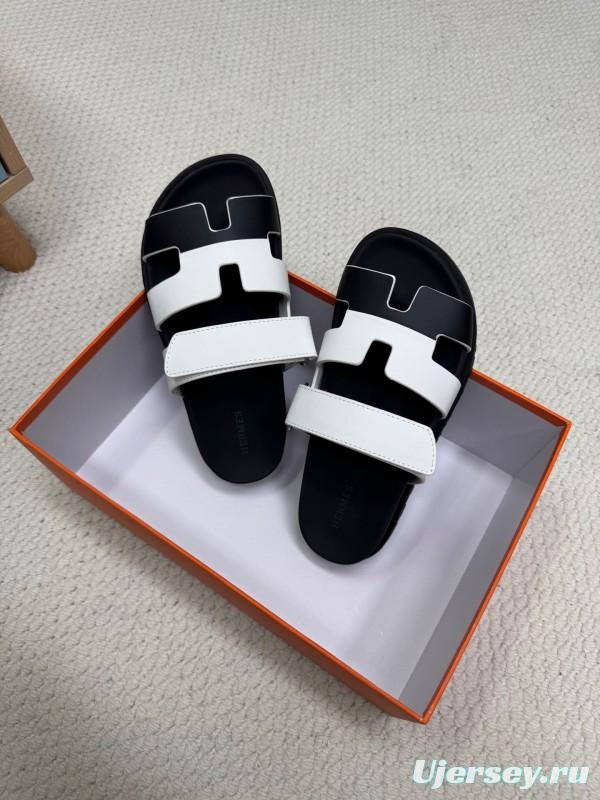 2025 Slippers Hermès White Black Leather Slippers