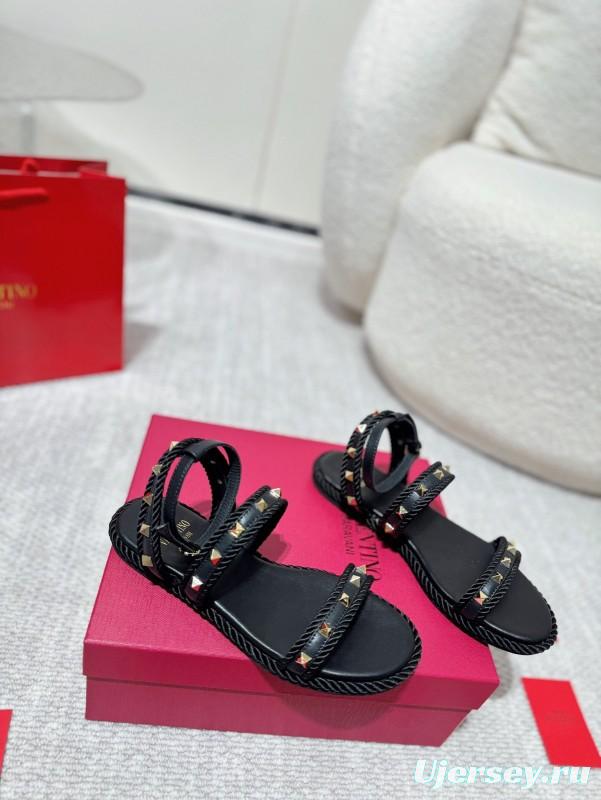 2025 Women Valentino Black Leather Sandals Studded LY00250