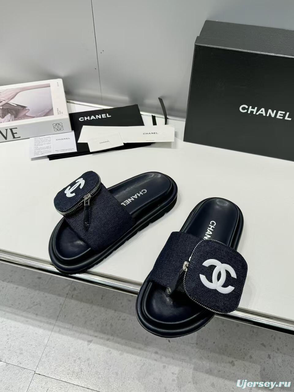2025 Slippers Chanel Black Fabric Slippers
