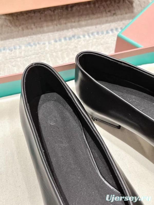 2025 Women LP Black Leather Ballet Flats