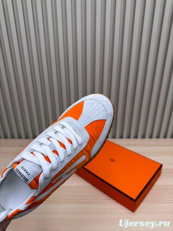 2025 Unisex Hermès White Orange Suede Mesh Sneakers KFY00300