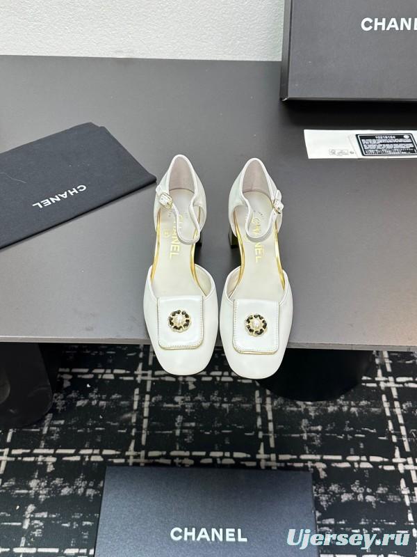 2025 Women Chanel White Leather Chunky Heel Metal Decoration LY00360