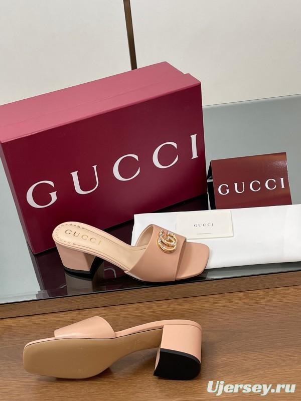 2025 Women Gucci Pink Leather Slippers GG Crystal Buckle LY00280