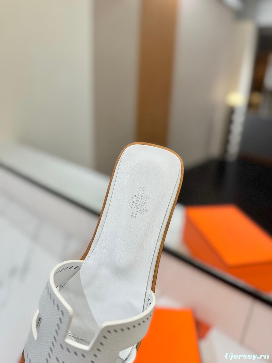 2025 Women Hermès White Leather Sandals