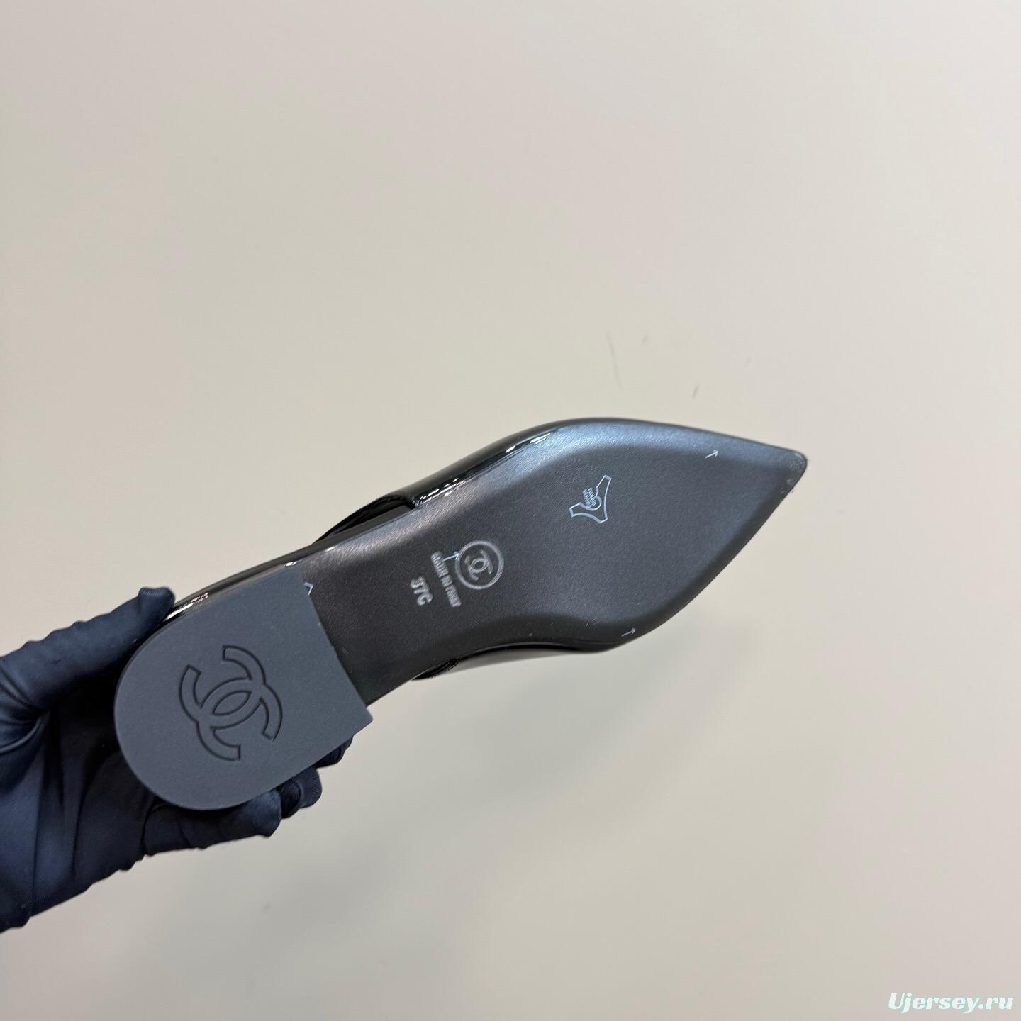 2025 Women Chanel Black Satin Leather Slingback Flats KFY00290