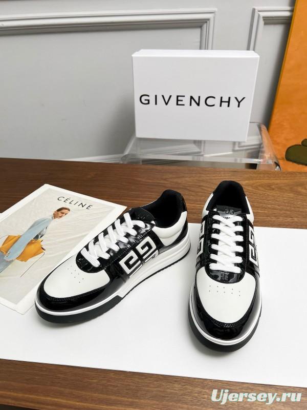 2024 Unisex Givenchy Black White Silk Calfskin Low Top Running Sneakers MJ00380