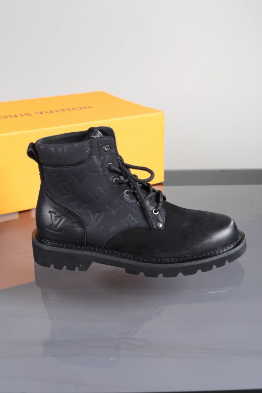 2024 Men Louis Vuitton Black Leather Nubuck Ankle Boots MJ00470