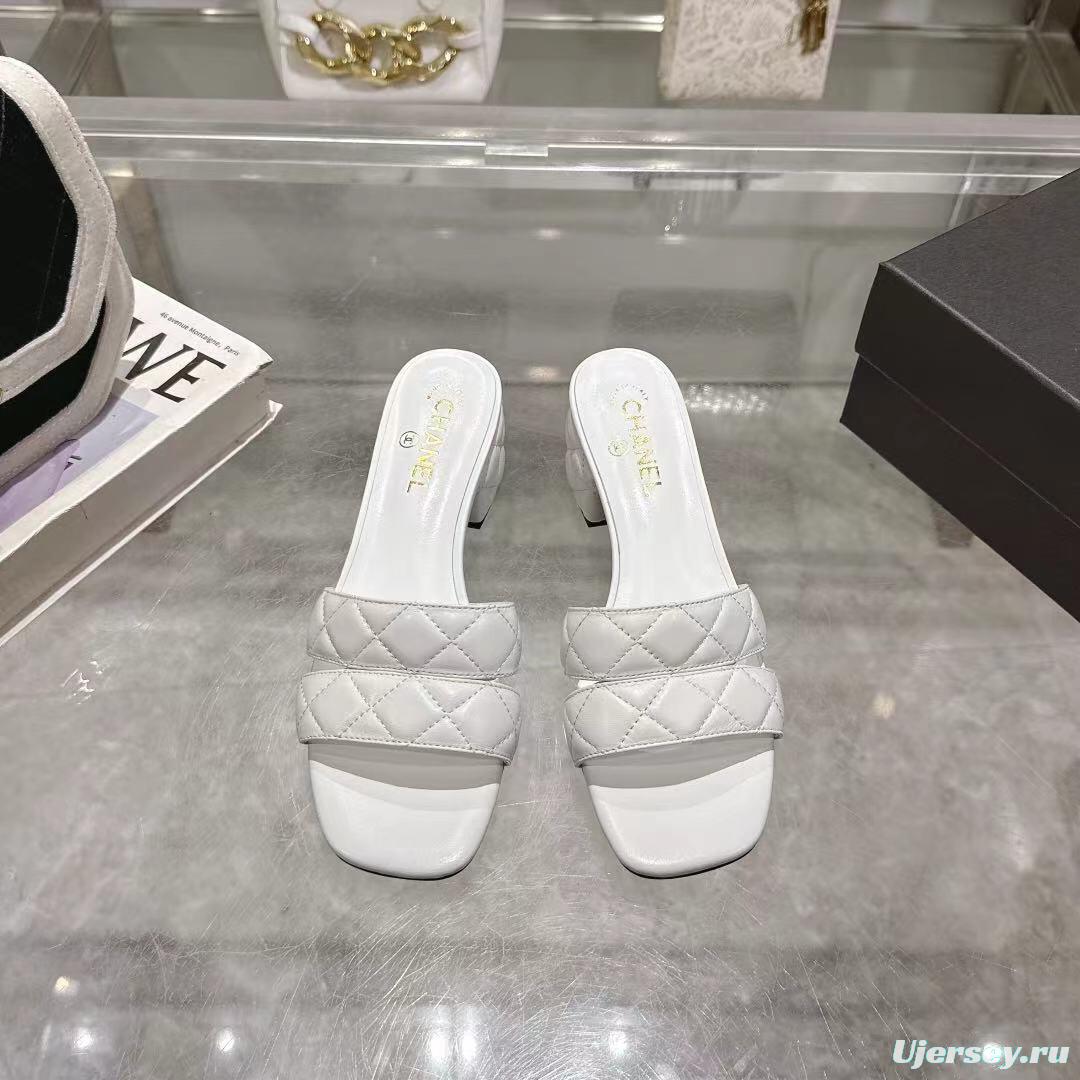 2025 Women Chanel White Leather Sandals LY00280