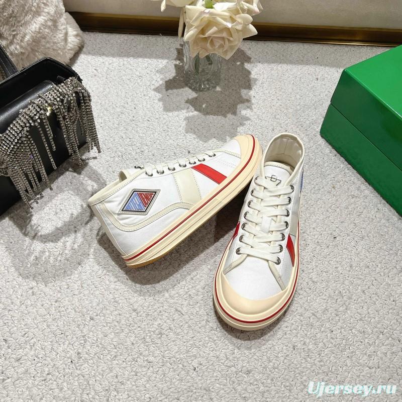 2025 Unisex Bottega Veneta White Red Canvas Leather Sneakers LY00