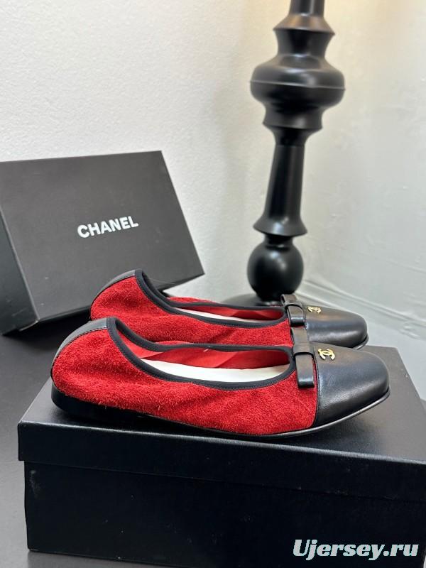 2025 Women CHANEL Red And Black Lambskin Ballet Flats Classic Bow Detail CC Logo LY00360(F)