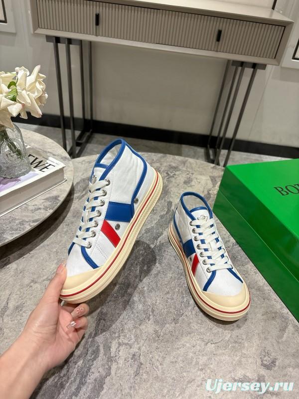 2025 Unisex Bottega Veneta White Blue Red Canvas Lambskin Sneakers Hand Painted Red Line KFY00260