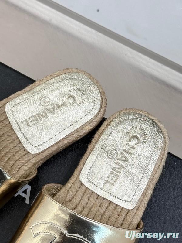 2025 Women Chanel Gold Leather Slippers