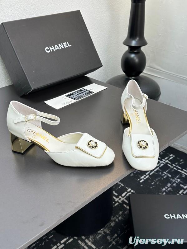 2025 Women Chanel White Leather Chunky Heel Metal Decoration LY00360