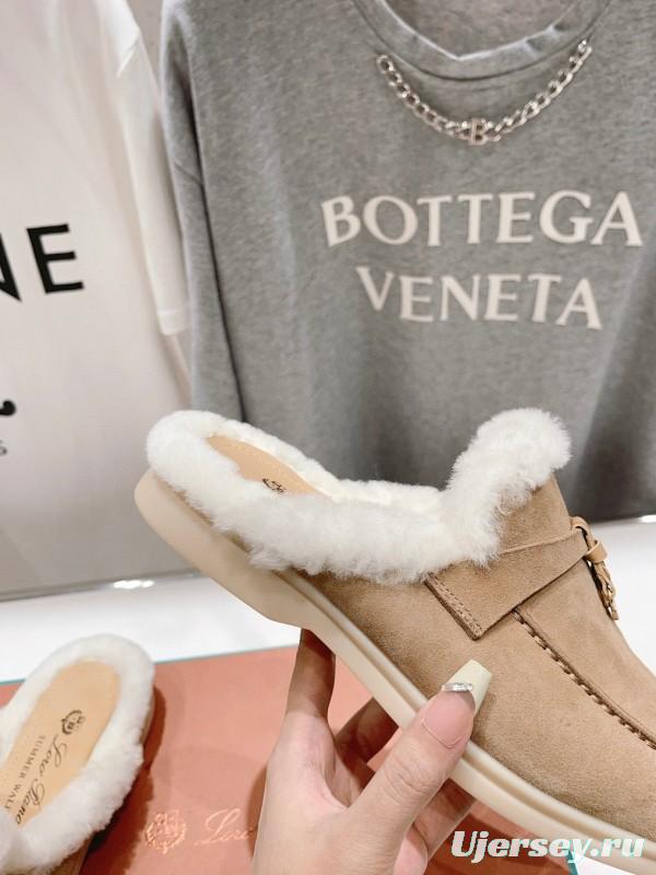2024 Slippers LP Beige Suede Shearling MJ00310