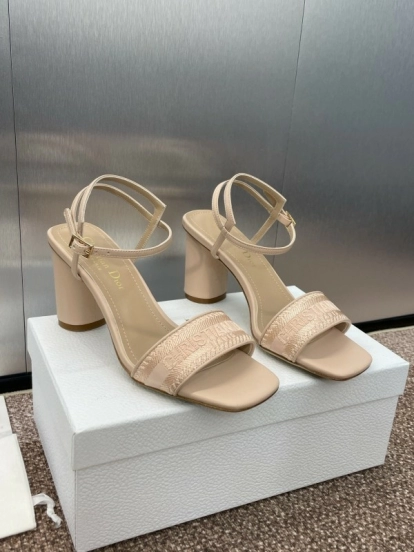 2025 Women Dior Beige Calfskin Heel Embroidery KFY00280