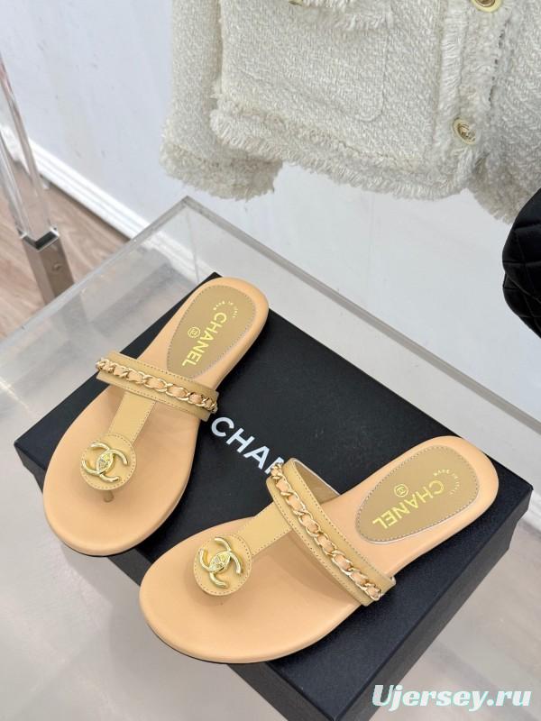 2025 Women Chanel Beige Lambskin Chain Toe Post Sandals KFY00250