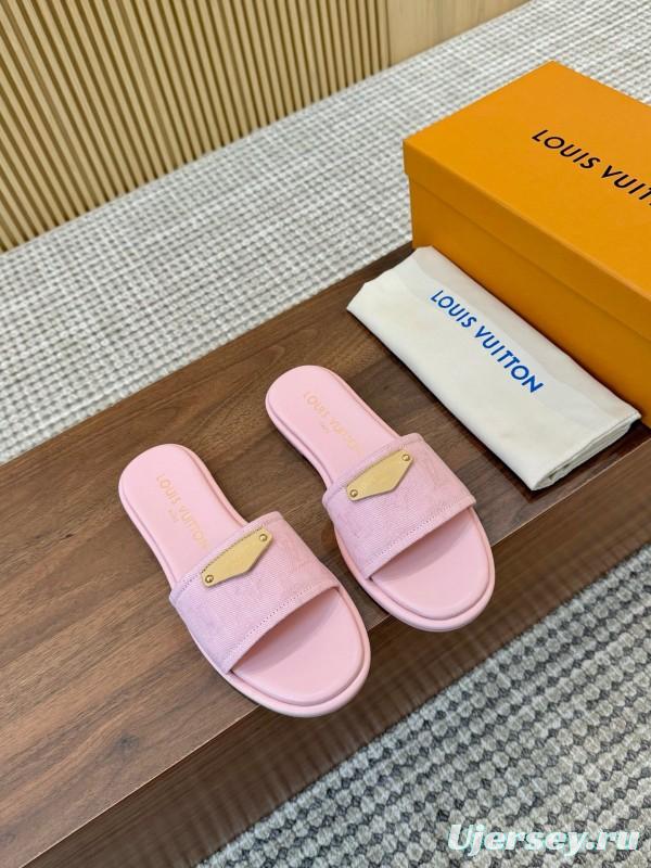2025 Women Louis Vuitton Pink Leather Slippers LY00220