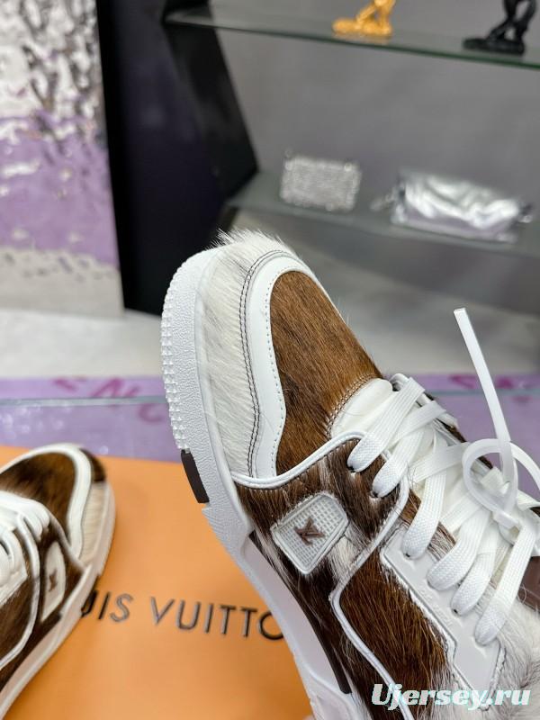 2024 Unisex Louis Vuitton Brown White Leather Calf Hair Plimsolls LV Trainer Maxi MJ00400