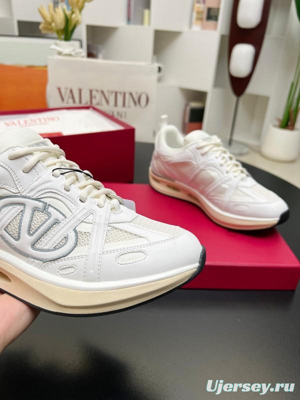 2025 Unisex Valentino White Mesh TPU Sneakers Vlogo Signature LY00410