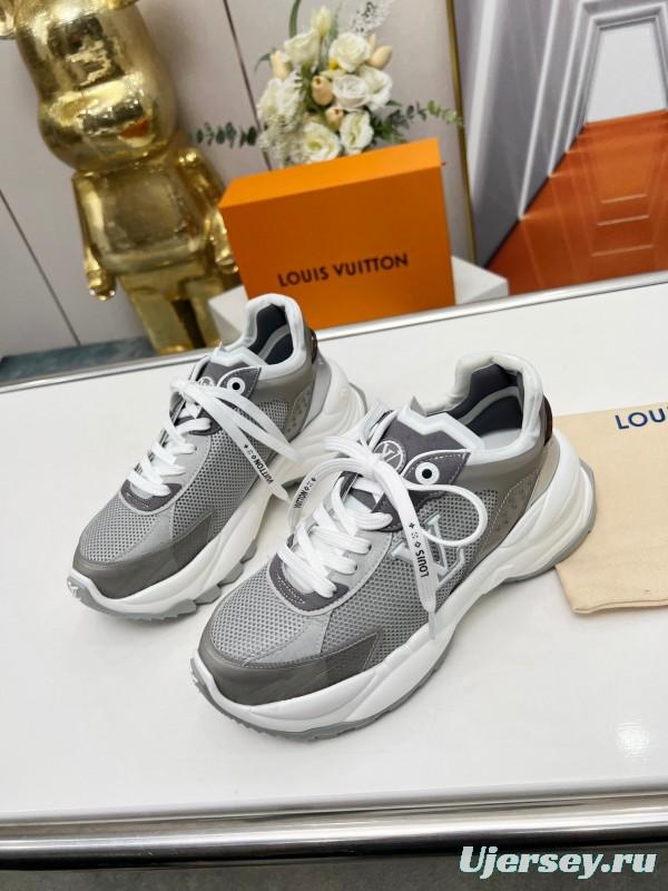 2025 Unisex Louis Vuitton Grey White Mesh Leather Sneakers Monogram LY00340