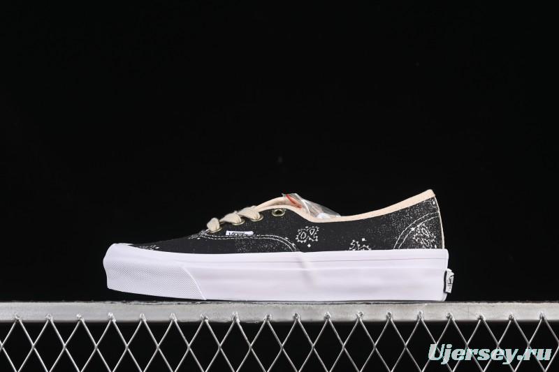 Vans Authentic 44 Slip-On Skate Shoes - VN000D5KESB