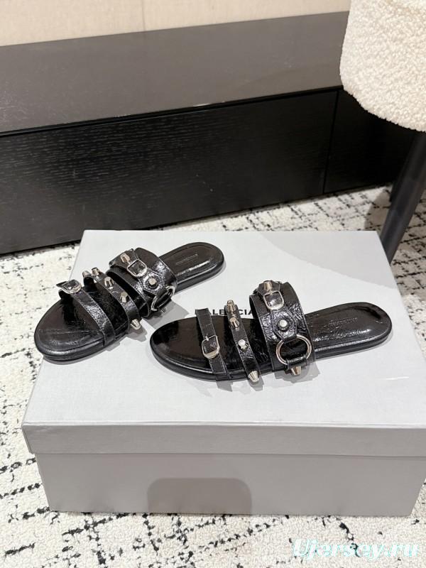 2025 Slippers Balenciaga Black Leather Metal Buckle KFY00289