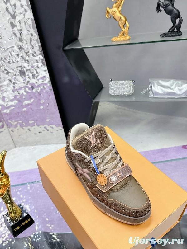 2025 Unisex Louis Vuitton Brown Khaki Leather Fabric Plimsolls Beading AS00400